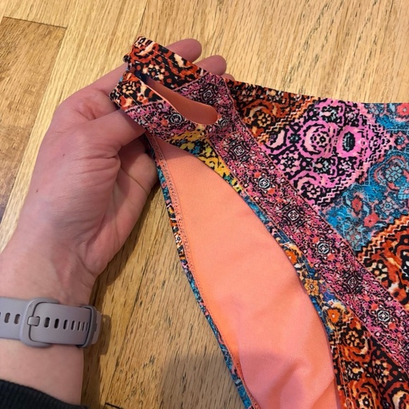 Colorful Patterned Bikini Set - Picture 4 of 6